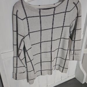 Tahari Cream and Gray Knit Sweater